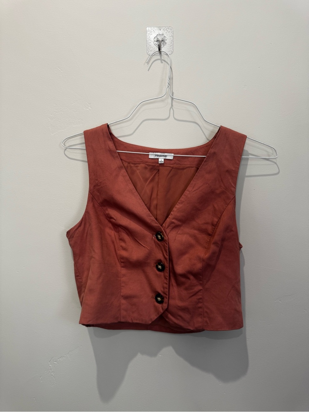 Madewell Salmon Pink Button-Front V-Neck Cropped Vest
